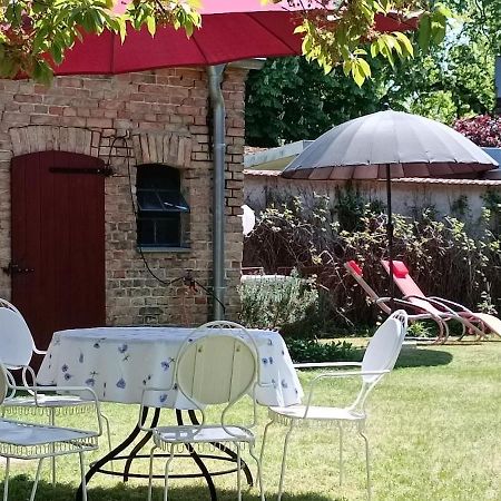 Schlossparkferienwohnungen Rheinsberg Mit Garten Екстериор снимка