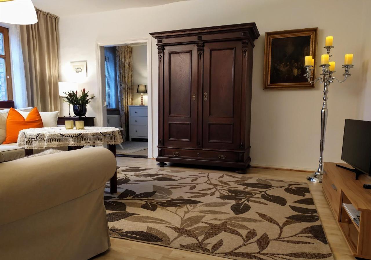 Schlossparkferienwohnungen Rheinsberg Mit Garten Екстериор снимка